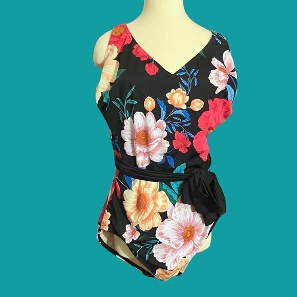 Dreamsuit by Miracle Brands One Piece Swimsuit / SZ: 12 / NWT - Picture 1 of 7